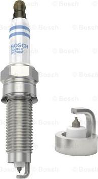 BOSCH 0 242 140 528 - Aizdedzes svece autospares.lv