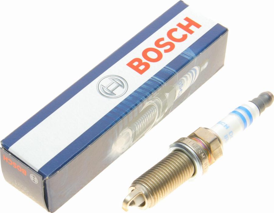 BOSCH 0 242 135 553 - Aizdedzes svece autospares.lv