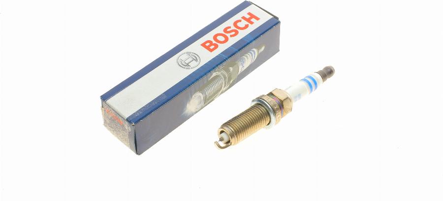 BOSCH 0 242 135 529 - Aizdedzes svece www.autospares.lv