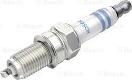 BOSCH 0 242 135 801 - Свеча зажигания www.autospares.lv