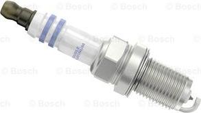 BOSCH 0 242 245 558 - Aizdedzes svece www.autospares.lv