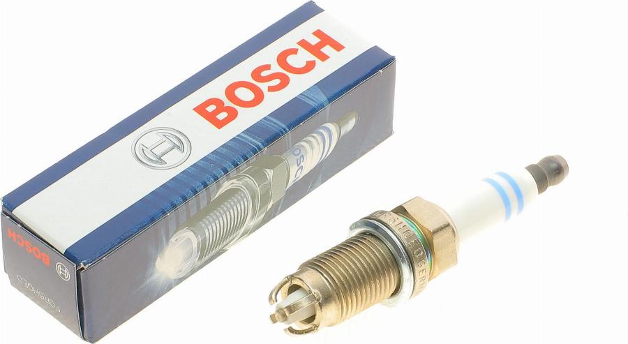 BOSCH 0 242 240 590 - Spark Plug www.autospares.lv