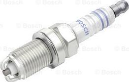 BOSCH 0 242 240 564 - Aizdedzes svece www.autospares.lv