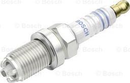 BOSCH 0 242 240 587 - Aizdedzes svece autospares.lv