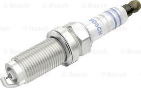 BOSCH 0 242 240 698 - Свеча зажигания www.autospares.lv