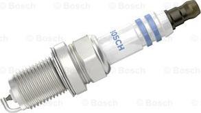 BOSCH 0 242 240 653 - Aizdedzes svece www.autospares.lv