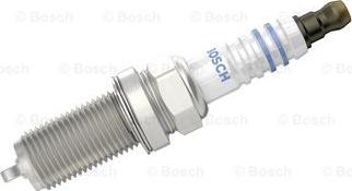 BOSCH 0 242 240 660 - Свеча зажигания www.autospares.lv