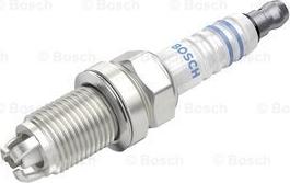 BOSCH 0 242 240 618 - Aizdedzes svece autospares.lv