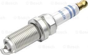 BOSCH 0 242 240 637 - Свеча зажигания www.autospares.lv