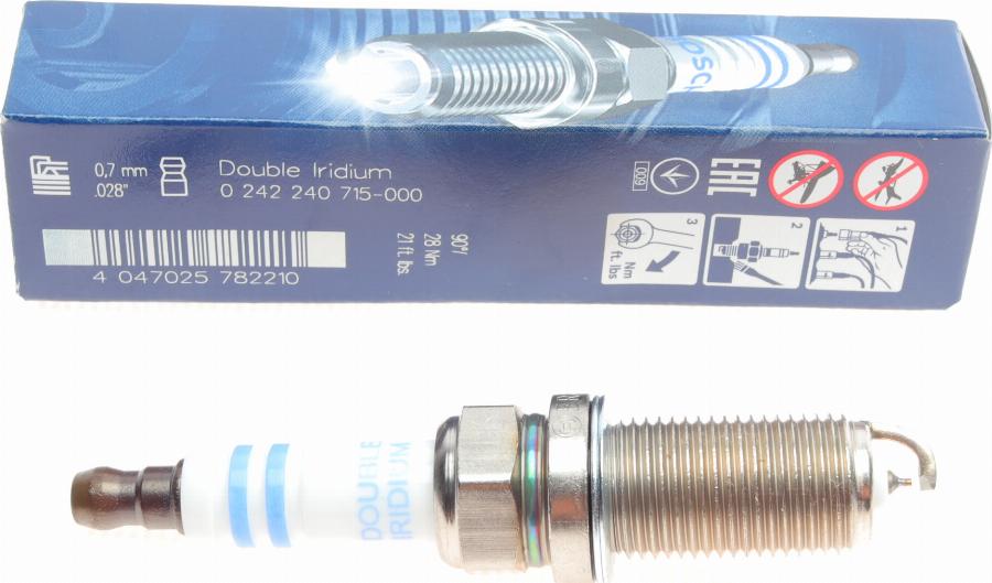 BOSCH 0 242 240 715 - Aizdedzes svece www.autospares.lv