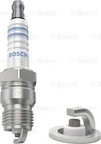 BOSCH 0 242 229 528 - Aizdedzes svece www.autospares.lv