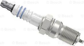 BOSCH 0 242 235 951 - Свеча зажигания www.autospares.lv