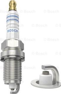 BOSCH 0 242 235 588 - Свеча зажигания www.autospares.lv