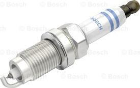 BOSCH 0 242 235 775 - Aizdedzes svece www.autospares.lv