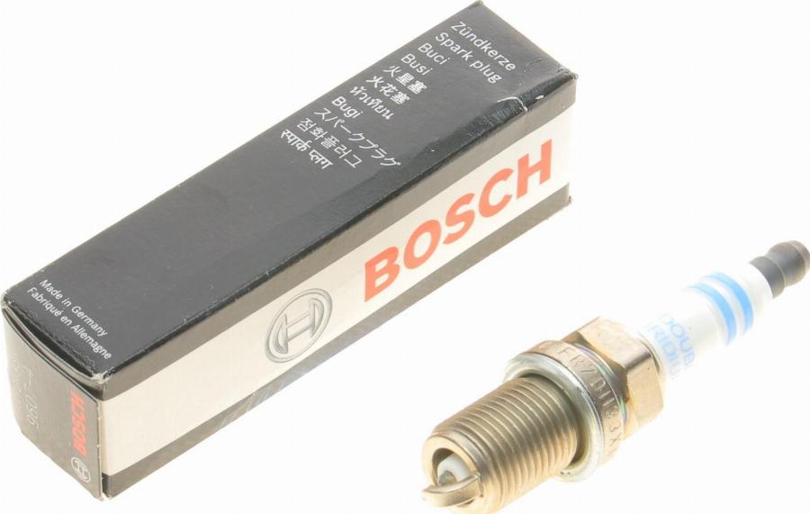 BOSCH 0 242 236 596 - Aizdedzes svece www.autospares.lv