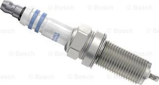 BOSCH 0 242 236 593 - Aizdedzes svece www.autospares.lv