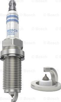 BOSCH 0 242 236 593 - Aizdedzes svece www.autospares.lv