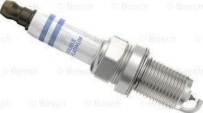 BOSCH 0 242 236 583 - Aizdedzes svece www.autospares.lv