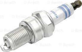 BOSCH 0 242 236 648 - Aizdedzes svece www.autospares.lv