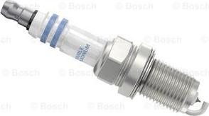 BOSCH 0 242 236 631 - Aizdedzes svece www.autospares.lv