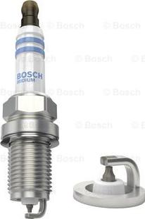 BOSCH 0 242 240 653 - Aizdedzes svece www.autospares.lv