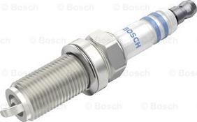 BOSCH 0 242 230 533 - Aizdedzes svece www.autospares.lv