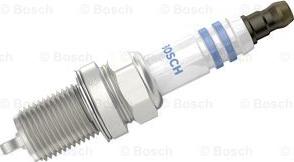 BOSCH 0 242 236 544 - Aizdedzes svece www.autospares.lv