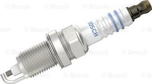 BOSCH 0 242 229 590 - Aizdedzes svece www.autospares.lv