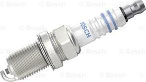 BOSCH 0 242 240 638 - Aizdedzes svece autospares.lv