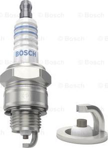 BOSCH 0 242 229 657 - Aizdedzes svece www.autospares.lv