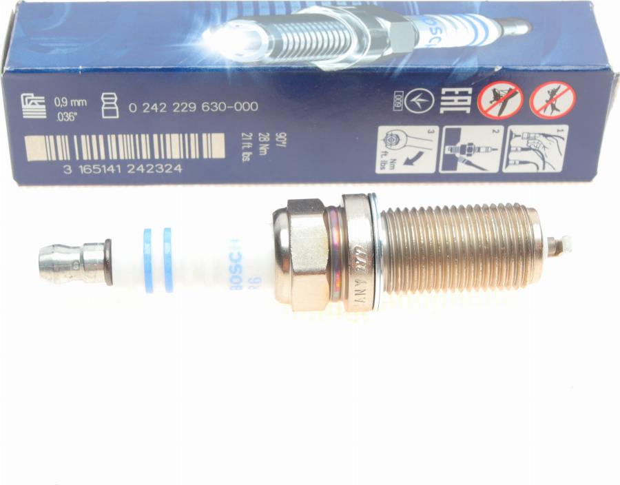 BOSCH 0 242 229 630 - Свеча зажигания www.autospares.lv