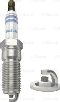 BOSCH 0 242 229 902 - Aizdedzes svece www.autospares.lv