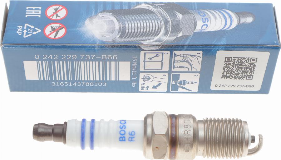 BOSCH 0 242 229 737 - Aizdedzes svece autospares.lv