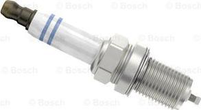 BOSCH 0 242 229 724 - Aizdedzes svece www.autospares.lv