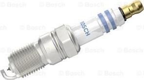 BOSCH 0 242 225 670 - Aizdedzes svece www.autospares.lv