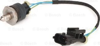 BOSCH 0 261 545 054 - Devējs, Degvielas padeves spiediens www.autospares.lv