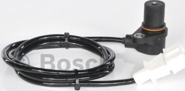 BOSCH 0 261 210 156 - Impulsu devējs, Kloķvārpsta www.autospares.lv