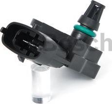 BOSCH 0 261 230 427 - Датчик, давление наддува www.autospares.lv