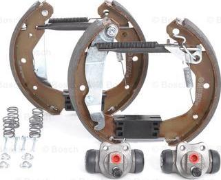 BOSCH 0 204 114 592 - Brake Shoe Set www.autospares.lv