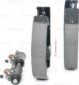 BOSCH 0 204 114 518 - Brake Shoe Set www.autospares.lv