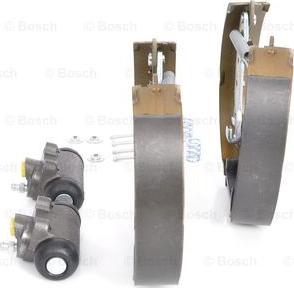 BOSCH 0 204 114 512 - Brake Shoe Set www.autospares.lv