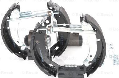 BOSCH 0 204 114 523 - Bremžu loku komplekts www.autospares.lv