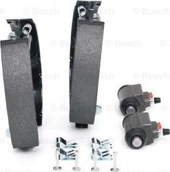 BOSCH 0 204 114 644 - Brake Shoe Set www.autospares.lv