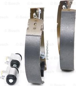 BOSCH 0 204 114 647 - Bremžu loku komplekts www.autospares.lv