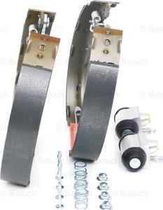 BOSCH 0 204 114 678 - Bremžu loku komplekts www.autospares.lv