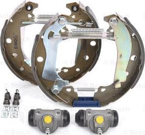 BOSCH 0 204 114 001 - Brake Shoe Set www.autospares.lv