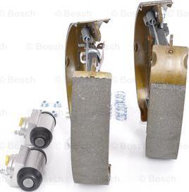 BOSCH 0 204 114 197 - Bremžu loku komplekts www.autospares.lv