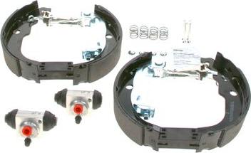 BOSCH 0 204 114 703 - Brake Shoe Set www.autospares.lv