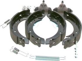 BOSCH 0 204 113 628 - Brake Shoe Set www.autospares.lv