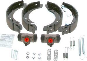 BOSCH 0 204 113 678 - Комплект тормозных колодок, барабанные www.autospares.lv